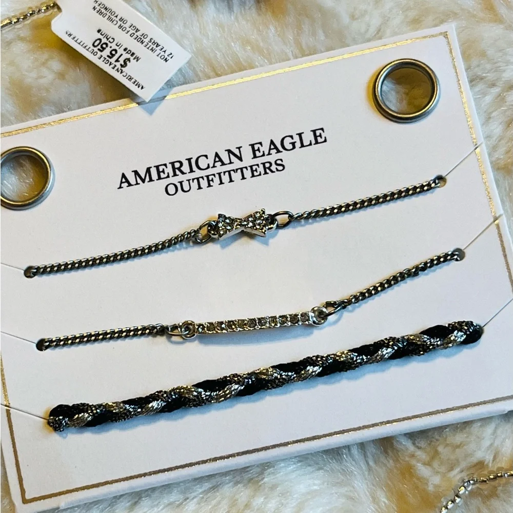 American Eagle necklace & bracelet set NWT